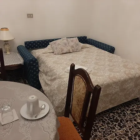 Holiday House I Colli Pisani Apartmán